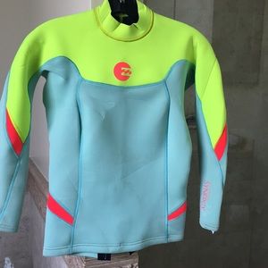 Billabong neoprene top size 6